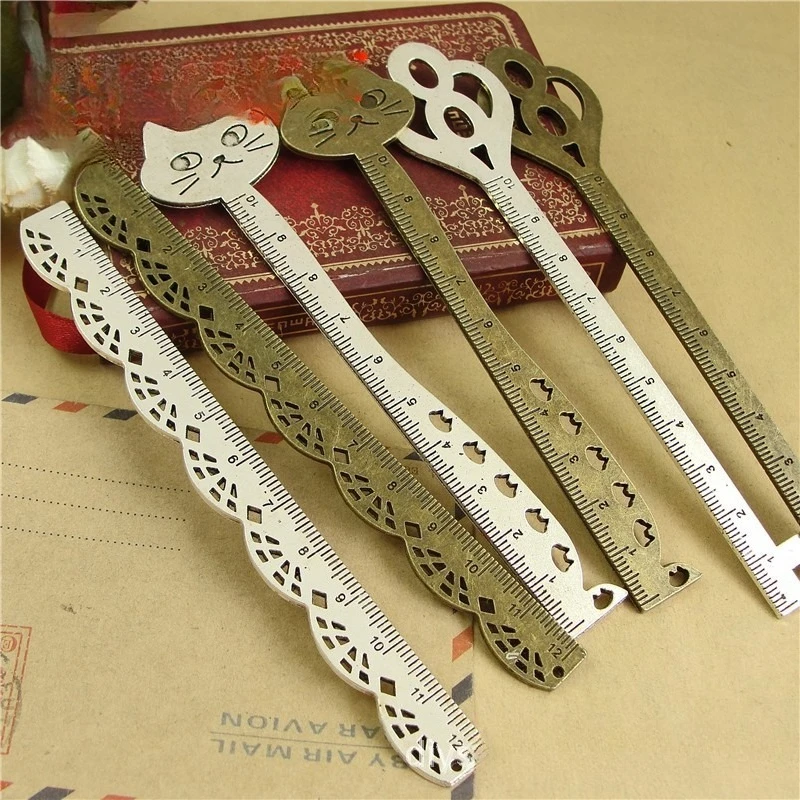 Vintage Hollow Metal Bookmark Ruler Creative DIY Measuring Tool Dual‑use Book Mark Stationery for Student Reading