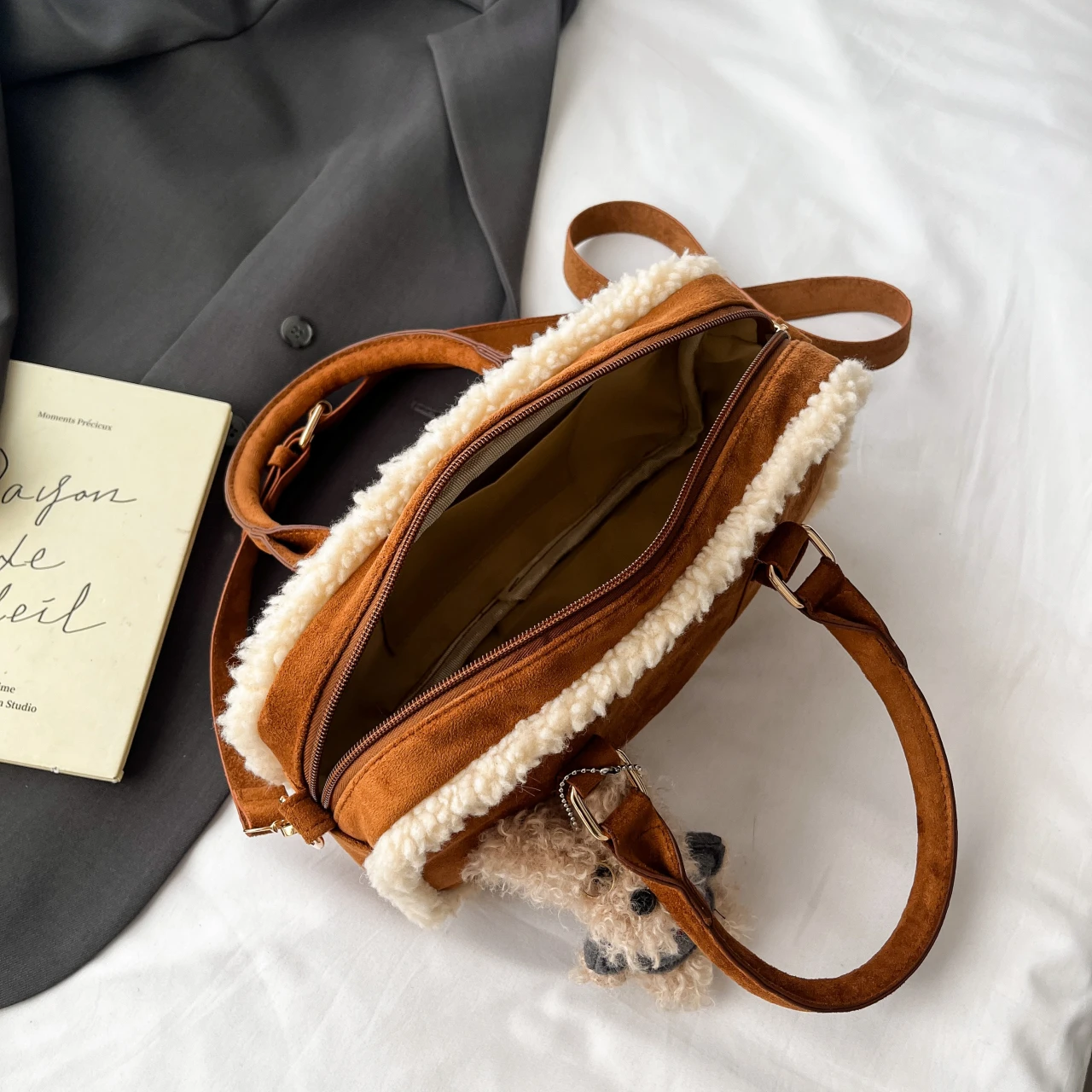 فو الفراء الديكور المرأة حقيبة يد الشتاء حقيبة كتف مربعة صغيرة ملحق الكرتون أفخم دمية حقيبة كروسبودي مع مقبض قصير