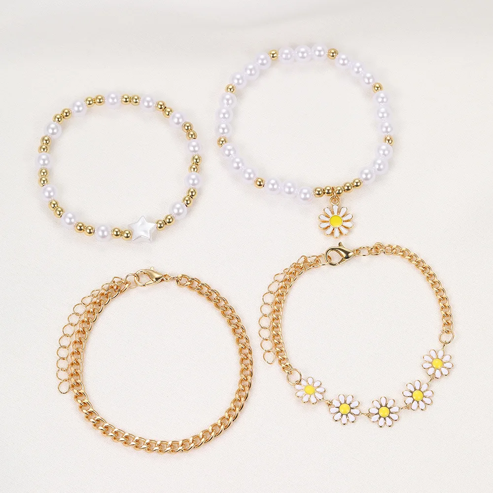 4 Piece Creative Beach Bracelet Set Gold Bead Pearl Daisy Flower Layered Bohemian Wrist Jewelry for Women Daily