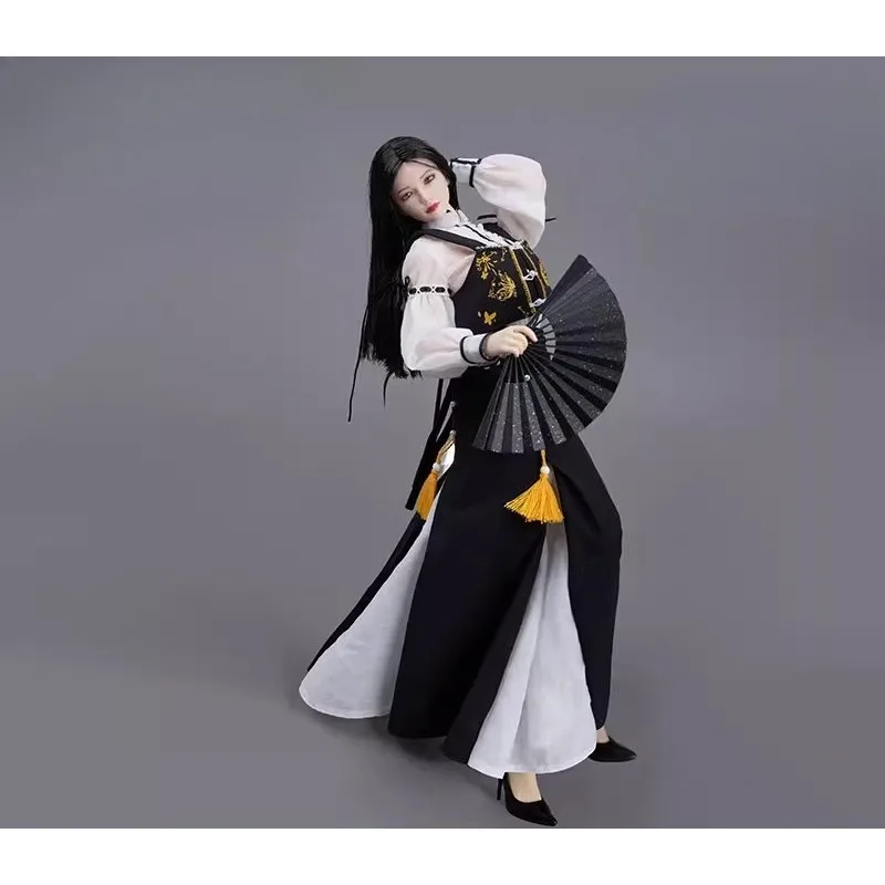 

Масштаб 1/6, новая одежда в китайском стиле, жилет с вышивкой, складной веер, черно-белая лоскутная длинная юбка для 12-дюймовых женских солдатских хобби