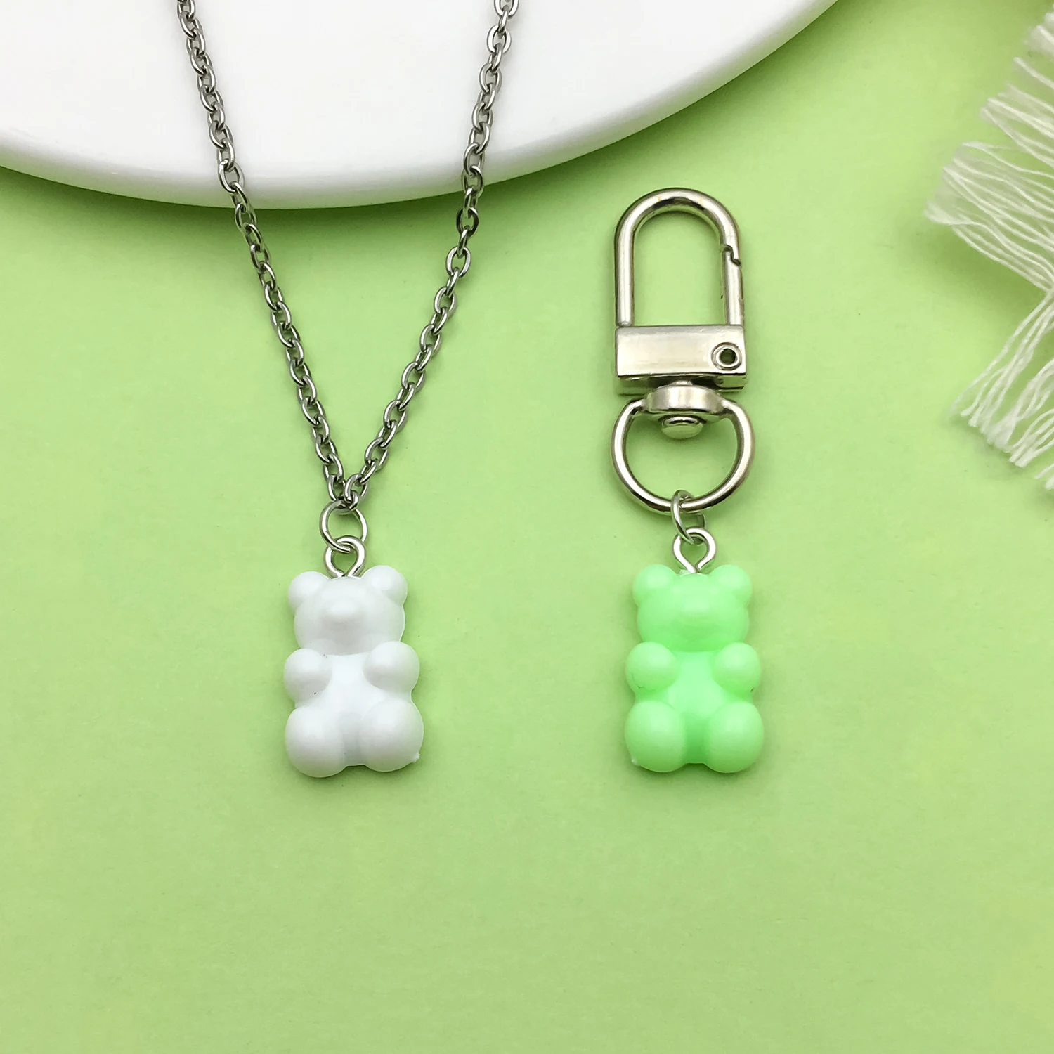 20pcs 11*21mm Colorful Cute Bear Design Charms Acrylic Animal Pendants For DIY Bracelet Necklace Jewelry Making Accessories