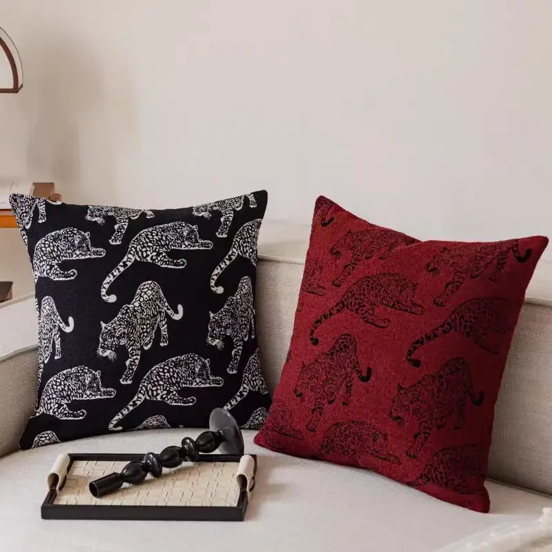 housse-de-coussin-jacquard-leopard-double-face-taie-d'oreiller-de-luxe-haut-de-gamme-noir-blanc-vin-rouge-design-avance-decoration-de-maison-pour-canape