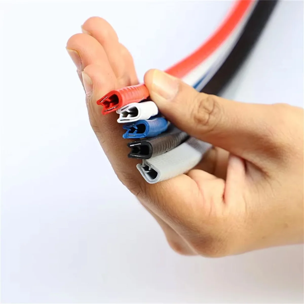 Guarnizione di protezione per portiera per auto da 5 m Protezione per bordi Striscia anticollisione per portiera per auto Guarnizione per porta per motori generali Decorazione resistente ai graffi