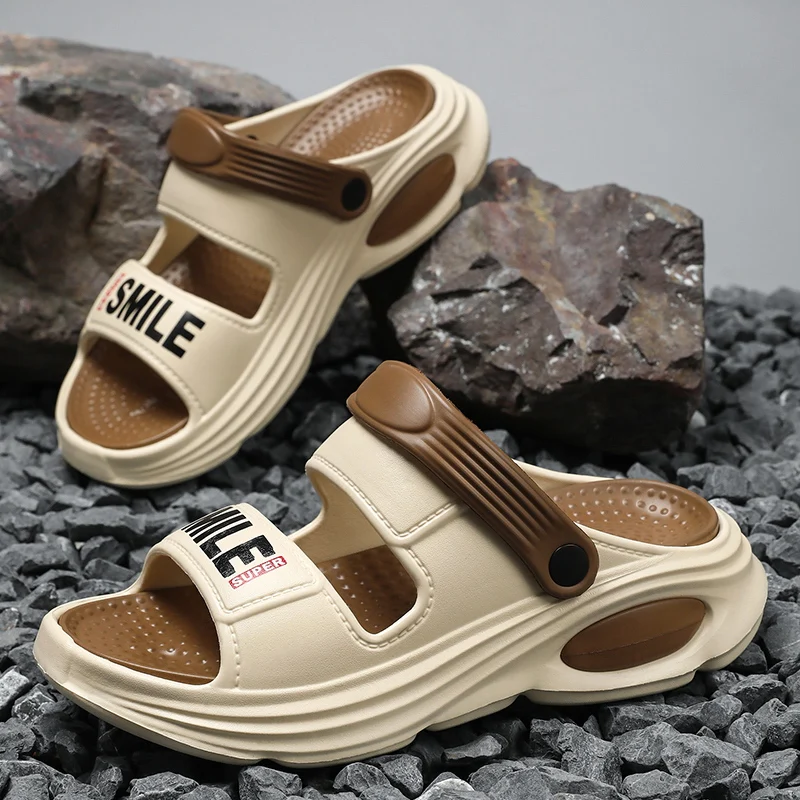 

Fashionable and Comfortable Light Sandals 2026 Summer New Men Casual Shoes Flat Cool Slippers Beach Casual Trendy Men's Sneakers