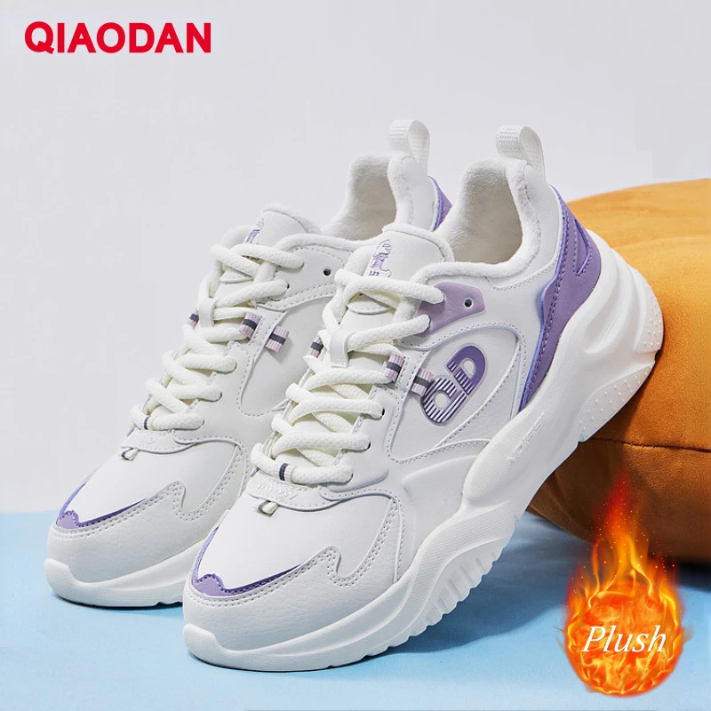 QIAODAN Women Sneaker 2023 New Warm Leather Lace-up Anti-Slippery Shock-Absorbant Comfortable Convenient Shoe XM46230366B