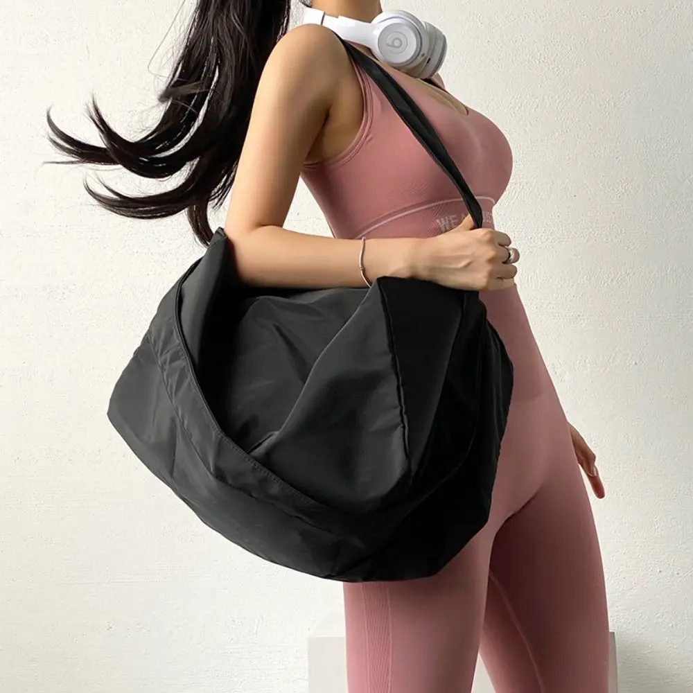 Nylon Yoga Training Bag Large Capacity Solid Color Sports Fitness Bags Waterproof Multifunctional Travel Tote Bag Women Men