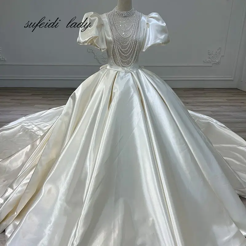 2022 Hollow Design Satin Wedding Dress Pearl Chain Slim Bridal Gown