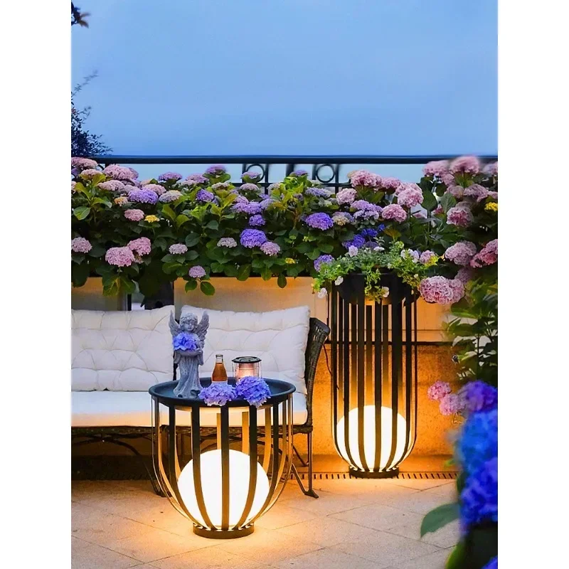 

Outdoor solar lamp, waterproof courtyard lamp, garden villa, balcony, terrace,lawn lam