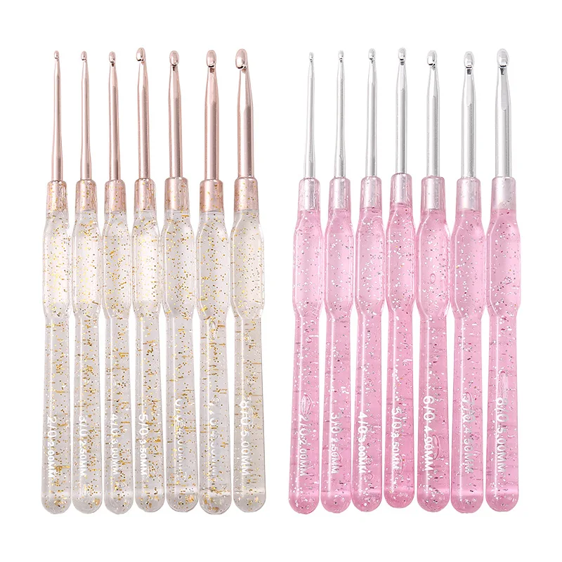 7 PCS Aluminum Crochet Hooks Set (2.0-5.0mm) with Colorful Clear Handles for Yarn Knitting, DIY Hats, Scarves, Amigurumi Crafts