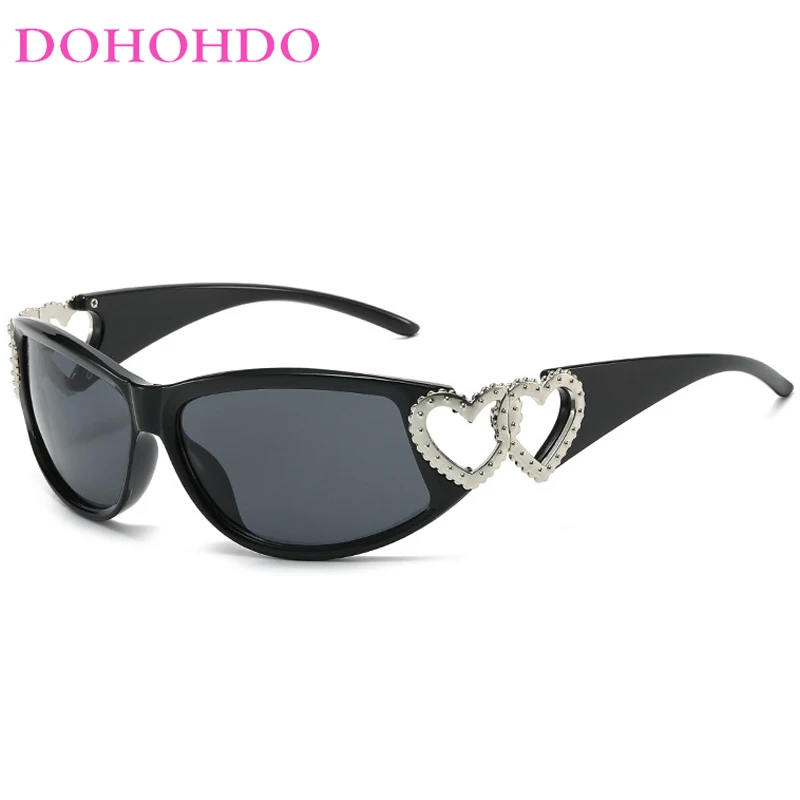 

DOHOHDO Fashion Y2K Heart Love Sunglasses Women Men Trendy New Punk Wrap Around Gradient Sun Glasses Shade UV400 Eyewear Goggles