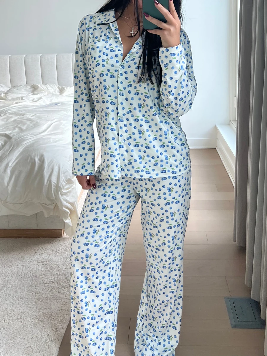 Women 2-Piece Pajama Set Long Sleeved Lapel Button Up Shirt Floral/Heart-Shaped Printed Long Pants Long Sleeved Casual Home Set