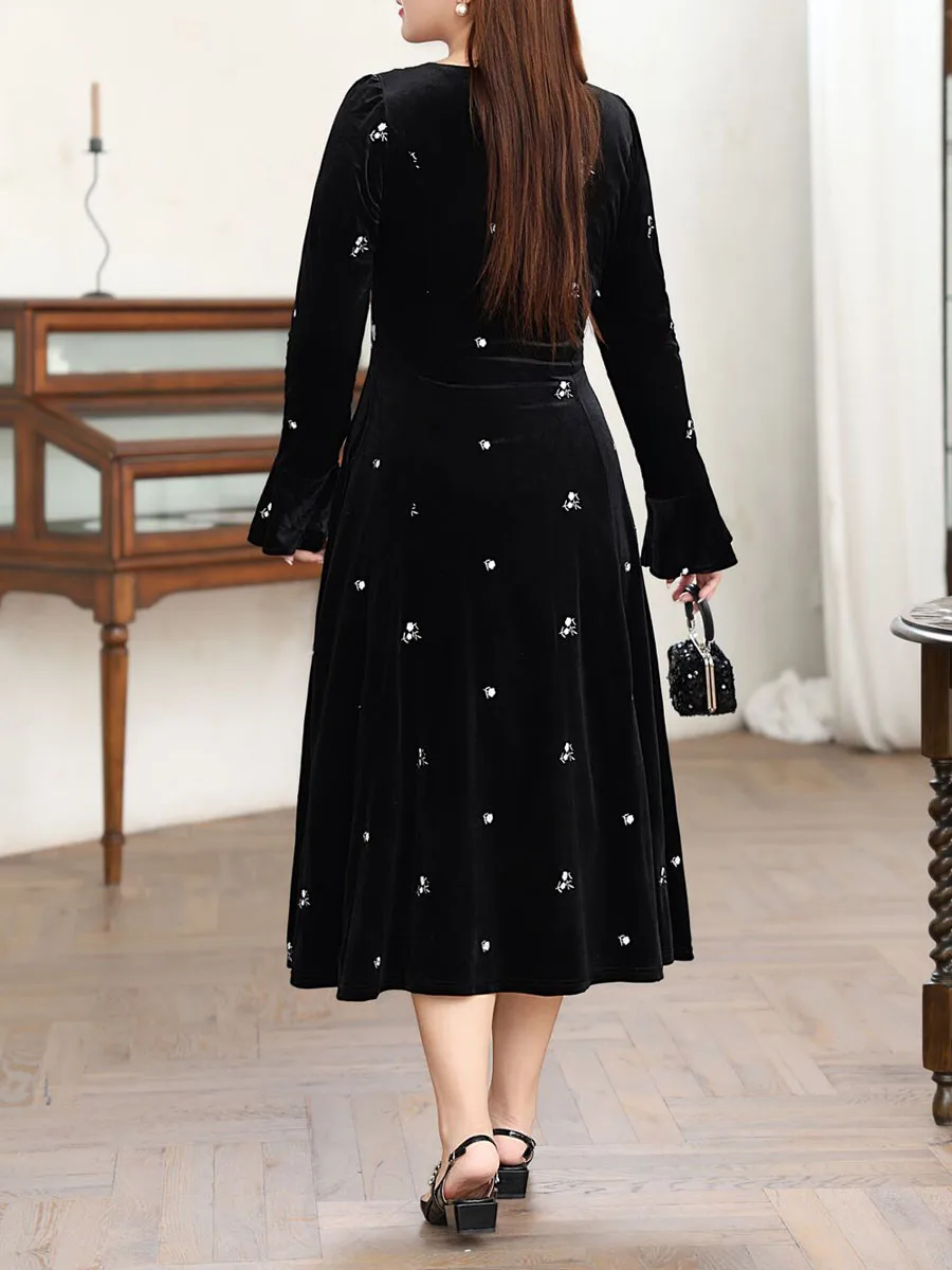 Velour Dress for Women, Exquisite Embroidered Dress, Square Neck, Puff Sleeve, High Quality, Vintage, Plus Size, Autumn/Winter