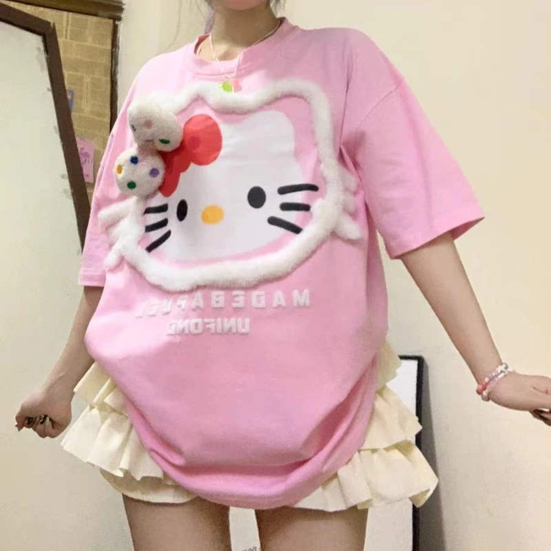 جديد الكرتون HelloKitty بسيط فضفاض لطيف جولة الرقبة الاتجاه عارضة الصيف القطن قصير الأكمام تي شيرت المألوف Y2K TopT-shirt