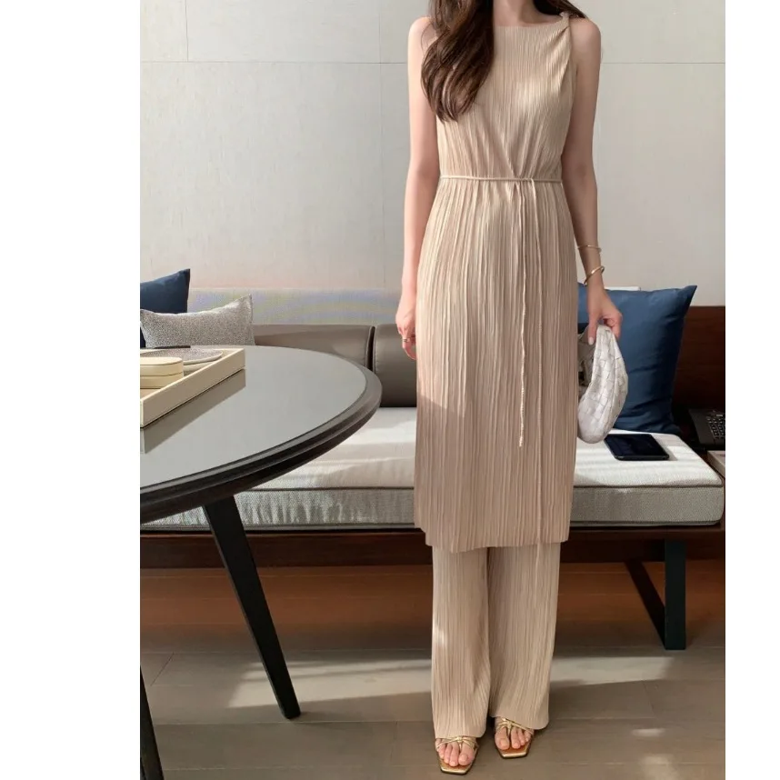 

Шикарный летний топ средней длины с разрезом и повседневные брюки, комплект из двух предметов, модный дизайн с разрезом, идеально подходит для теплая погода