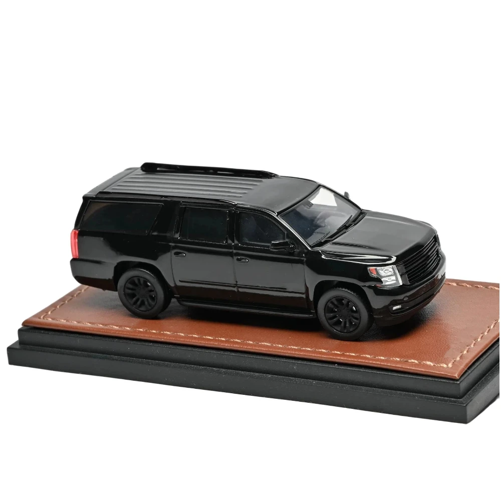 IN STOCK GOC 1/64 for 2015 Suburban Full Sized SUV Customized Ver. Diecast Model Car Limited Collection