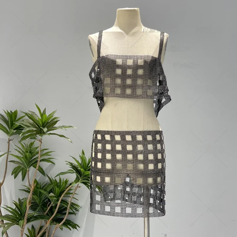 

Fashionable Yanie Diamond Embedded Grid Hollow Strap Vest Skirt Set Stage Costume Polyester Fabric Summer 2023 Collection