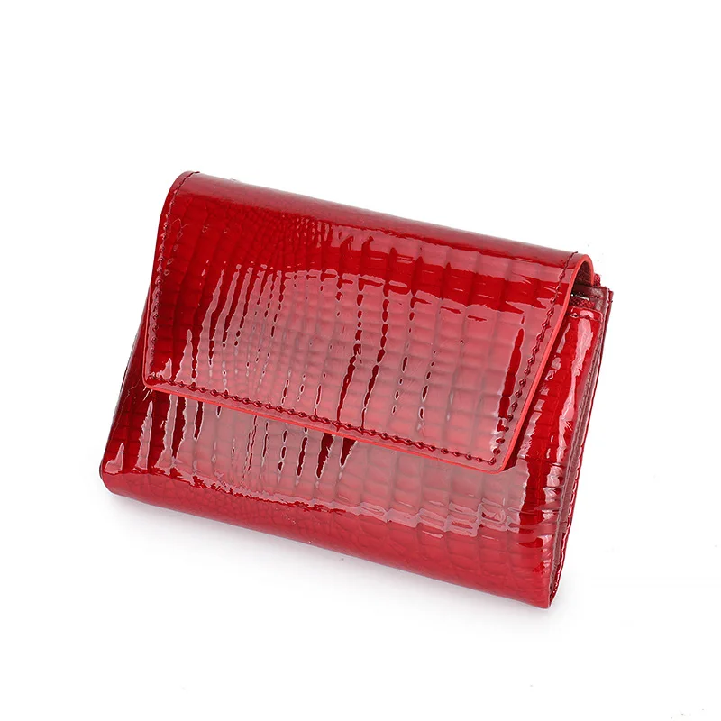 Glossy genuine leather short wallet for women, high-end lacquered magnetic buckle wallet, multi-functional small wallet