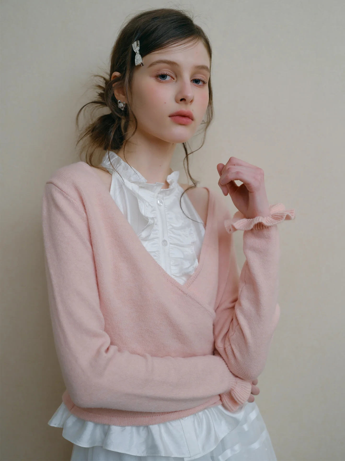 

Pink V-Neck Shoulder-Bared Knitted Sweater Cardigan Cross-Back Tied Korean Style Spring Fashion Women's Top Commute Wind Regu...