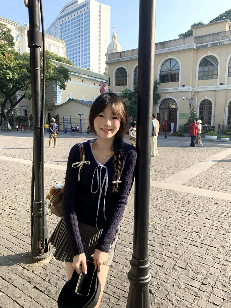 Coreano sle torção v-ne camisola feminina outono inverno faion sensação interior única base irt topo emenda falso de duas peças