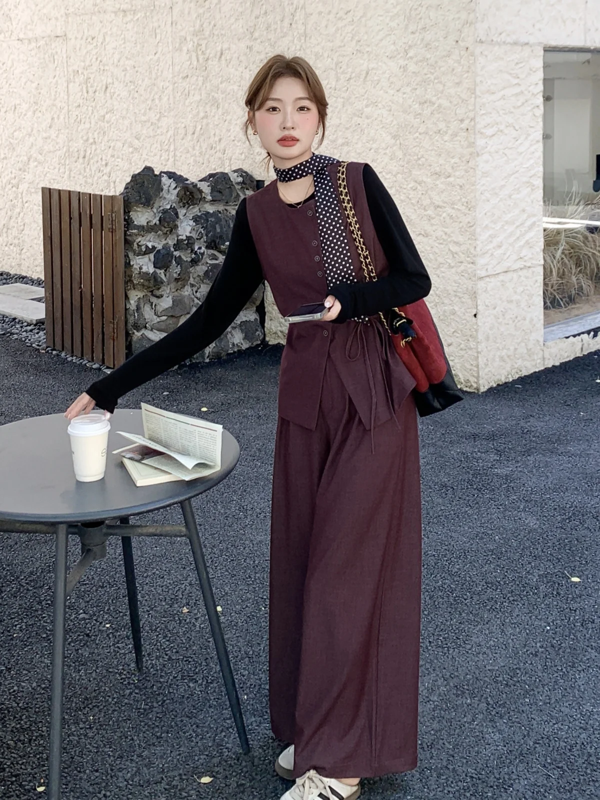 ele-decontracte-femmes-gilet-jambe-large-pantalon-ensemble-automne-2025-nouveau-sle-t-shirt-piece-suite-minceur-aosphere-sens-faion