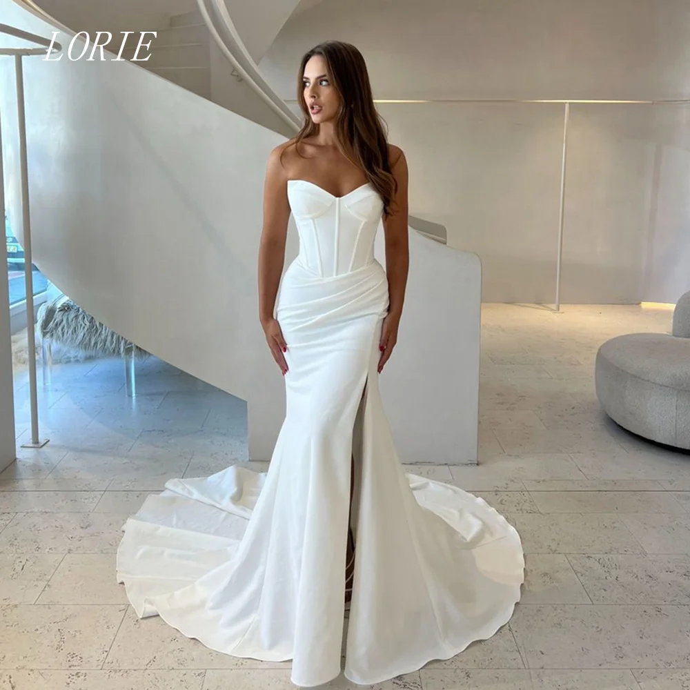 ชุดแต่งงานทรงเมอร์เมดสุดหรู LORIE ดีไซน์หวานแบบเจ้าหญิง พร้อมดีเทลผ่าข้างสุดสง่างาม รับตัดตามสั่ง ปี 2026