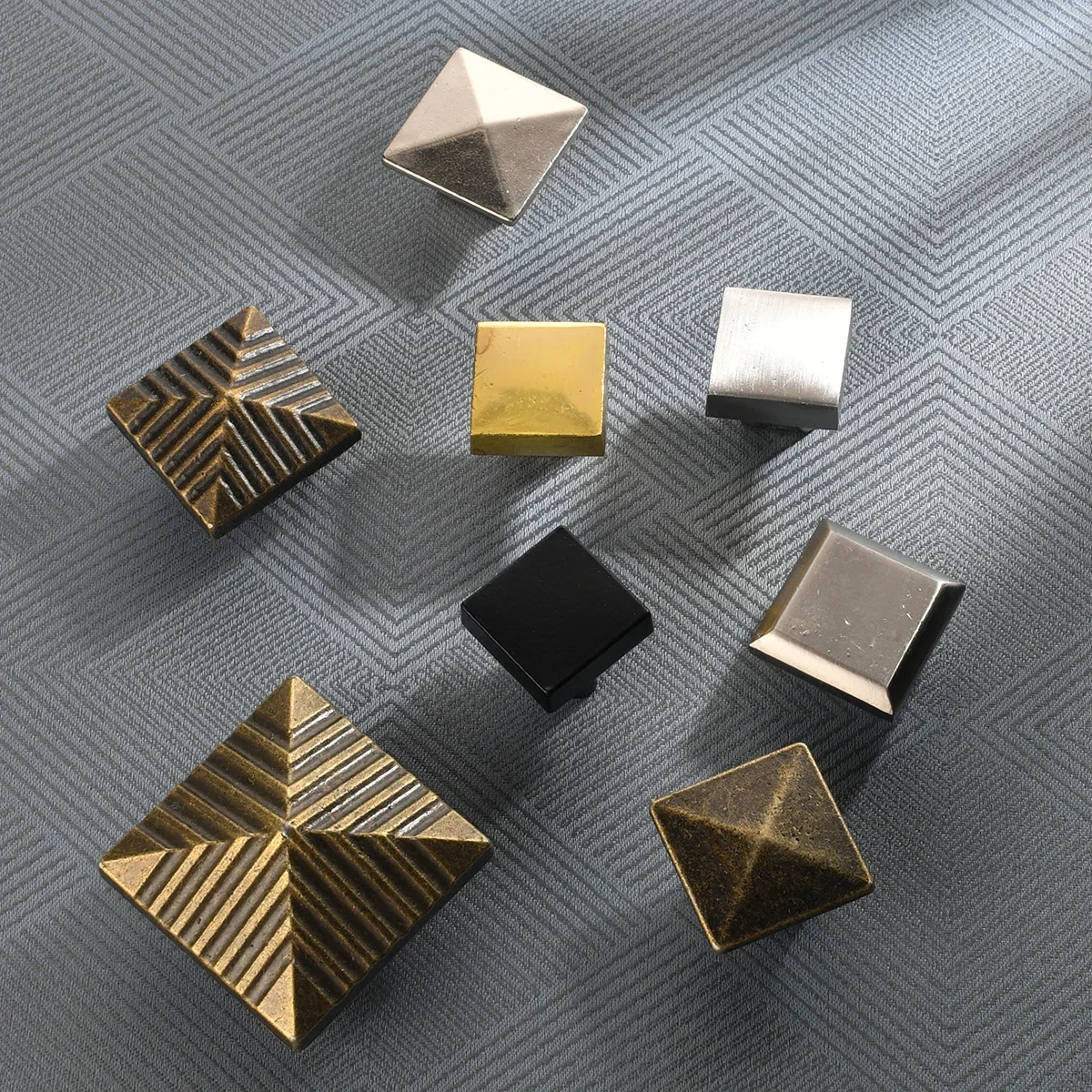 Антикварная-ретро-квадратная-ручка-с-одним-отверстием-бронзовая-американская-квадратная-фурнитура-мебельный-ящик-из-цинкового-сплава