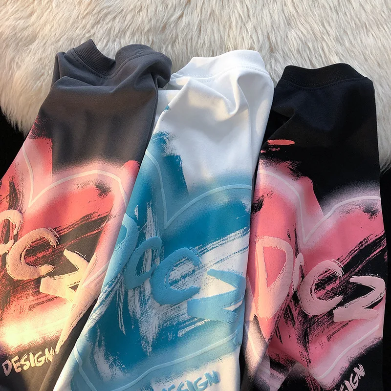 T-shirt da donna di tendenza moda coreana t-shirt da donna con stampa di lettere a cuore enorme o-collo manica corta t-shirt larghe abbigliamento stile Unisex