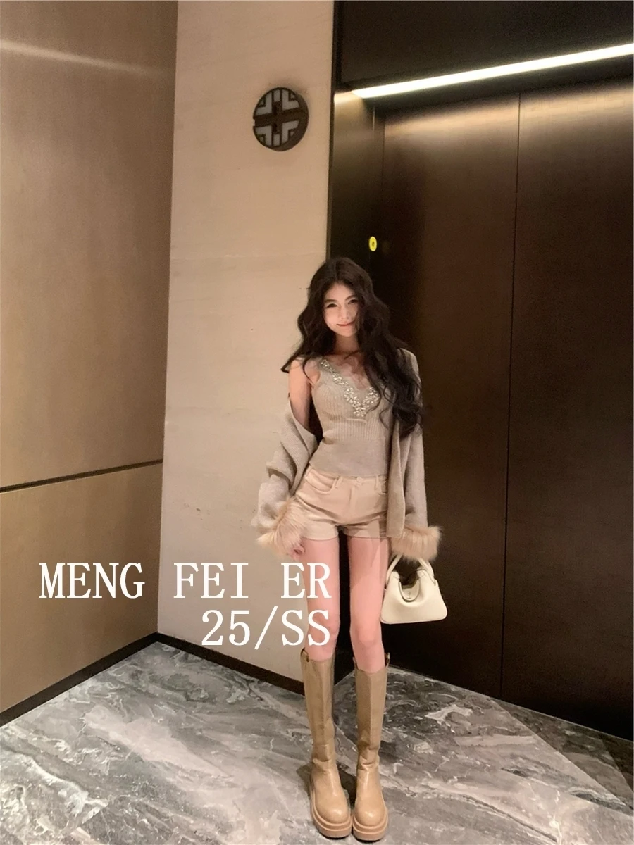 Heavy-Work V-Neck Diamond Embedded Women's Knitted Vest And Cardigan Two-Piece Set Autumn Winter Fashion Ensemble