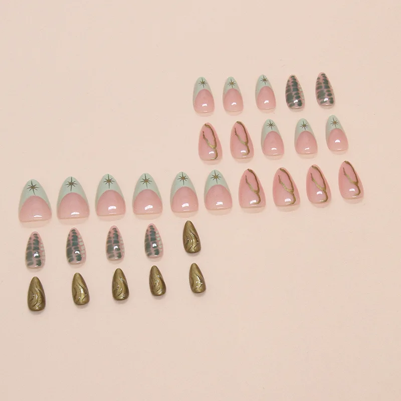 24pcs Baroque Gold False Nails Green Crocodile pattern Fake Nails Tips Women Wearable Detchable French Almond Press on Nails