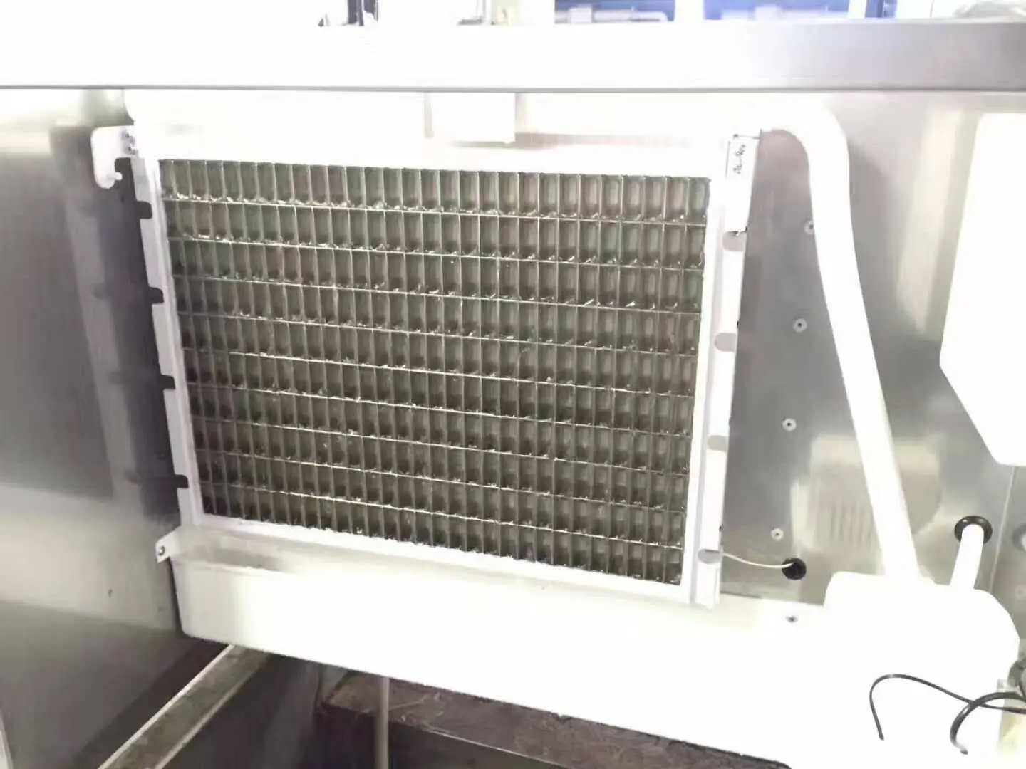 صانعة مكعبات الثلج التجارية مع الملحقات أو الأجزاء المستوردة