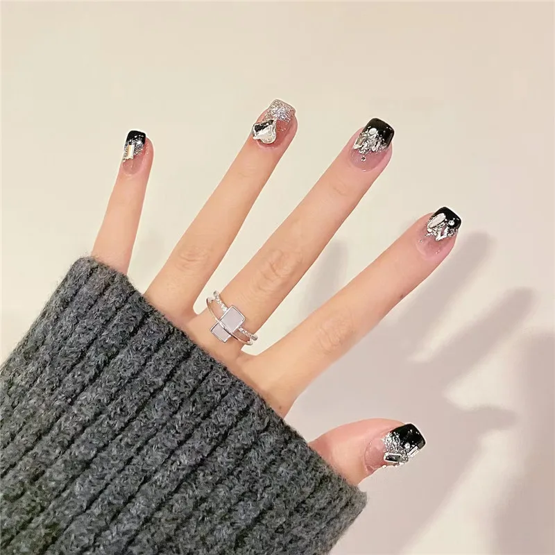 

Short Black French Style Flash Crushed Zircon Wearing Women Nail Enhancement Patch Removable Sweet Atmosphere False Nail Sheet