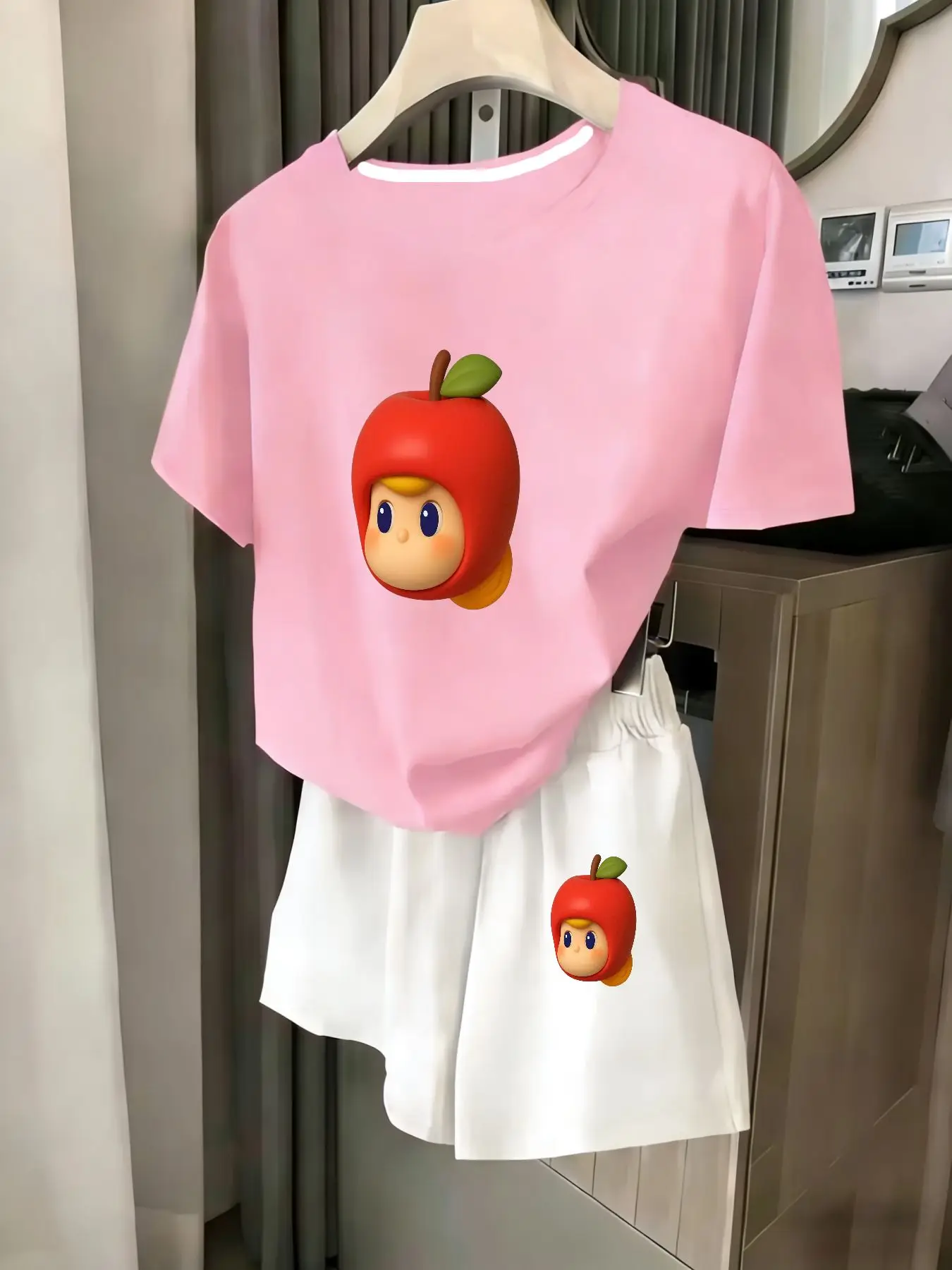 

Ladies 2-Piece Set Summer Beach Vacation Casual round Neck Short Sleeve Random Print T-Shirt Elastic Waist Shorts Suit Comfortab