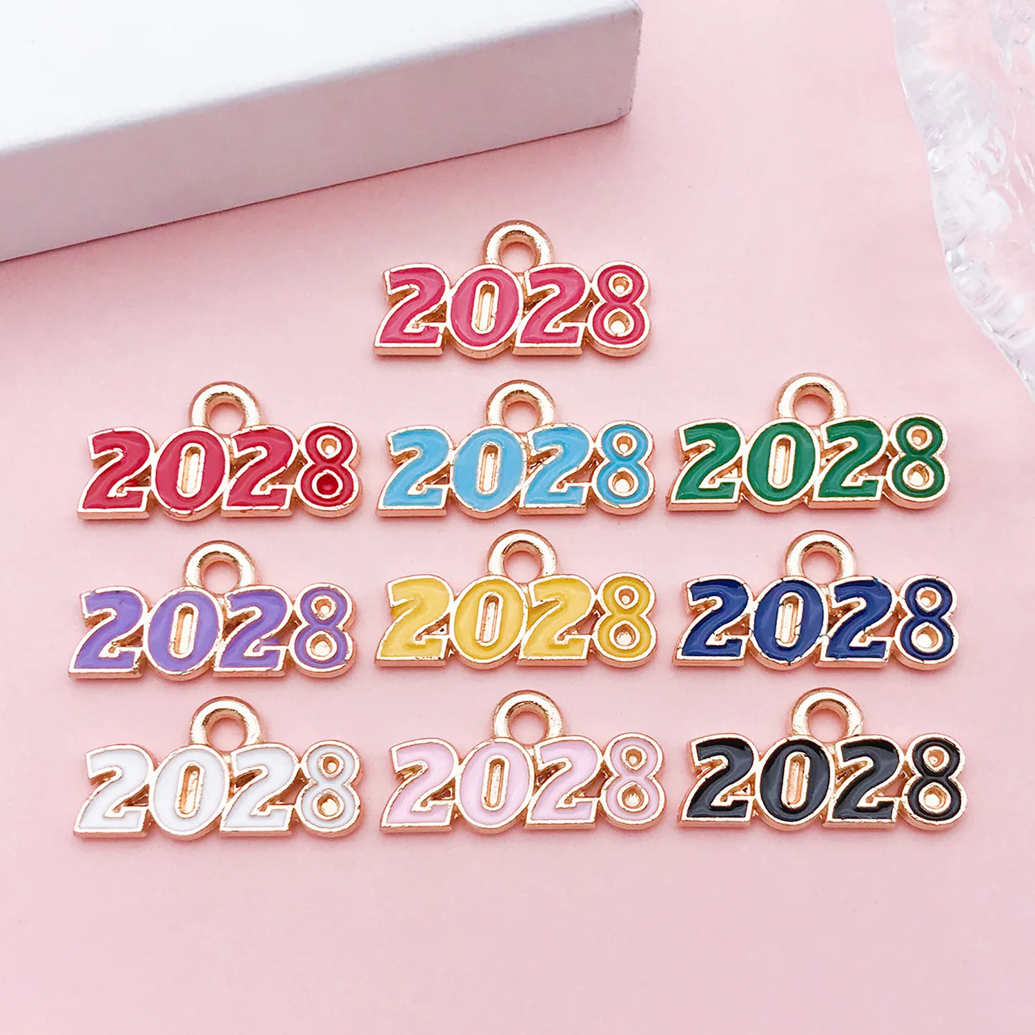 100PC/lot number 2028 Pendant Charm enamel 2027 2026 dangle charms DIY Alloy jewelrys Fit For Bracelet Necklace keychains making