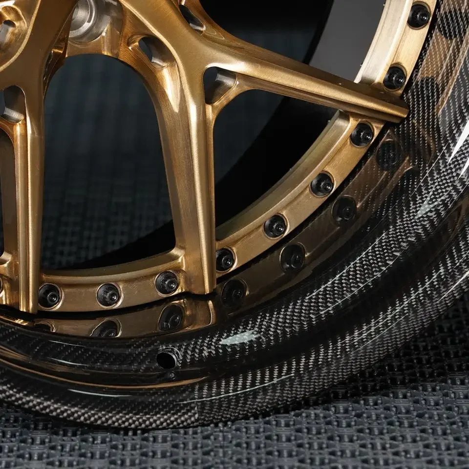 For Customize Forged Black and Gold Wheel 5x120 5x114.3 5x130 Alloy Rims 16-24 Inch Concave Wheel for Luxury Car