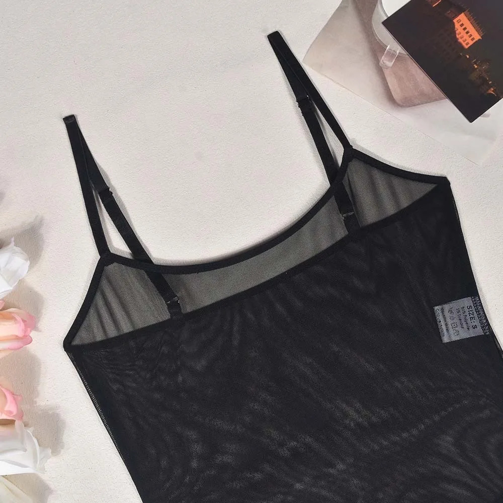 섹시한 메쉬 할로우 메쉬 바디 슈트 매운 소녀 스타일 솔리드 컬러 메쉬 쉬어 점프 슈트 민소매 잠옷 여성 란제리 여성