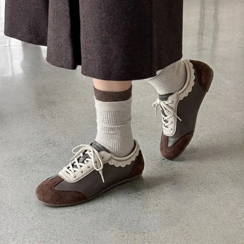 ANOVISHANA Full Grain Leather Women Flats Round Toe Lace Up Mixed Color Splicing Soft Outdoor Daily Female Shoes Spring Beige