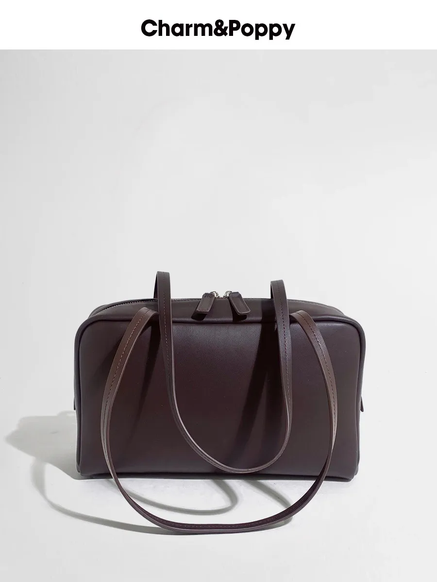 Premium Leather Retro Astra Bowling Bag Boston Handheld Single Shoulder Underarm Bag for Commuting Versatile