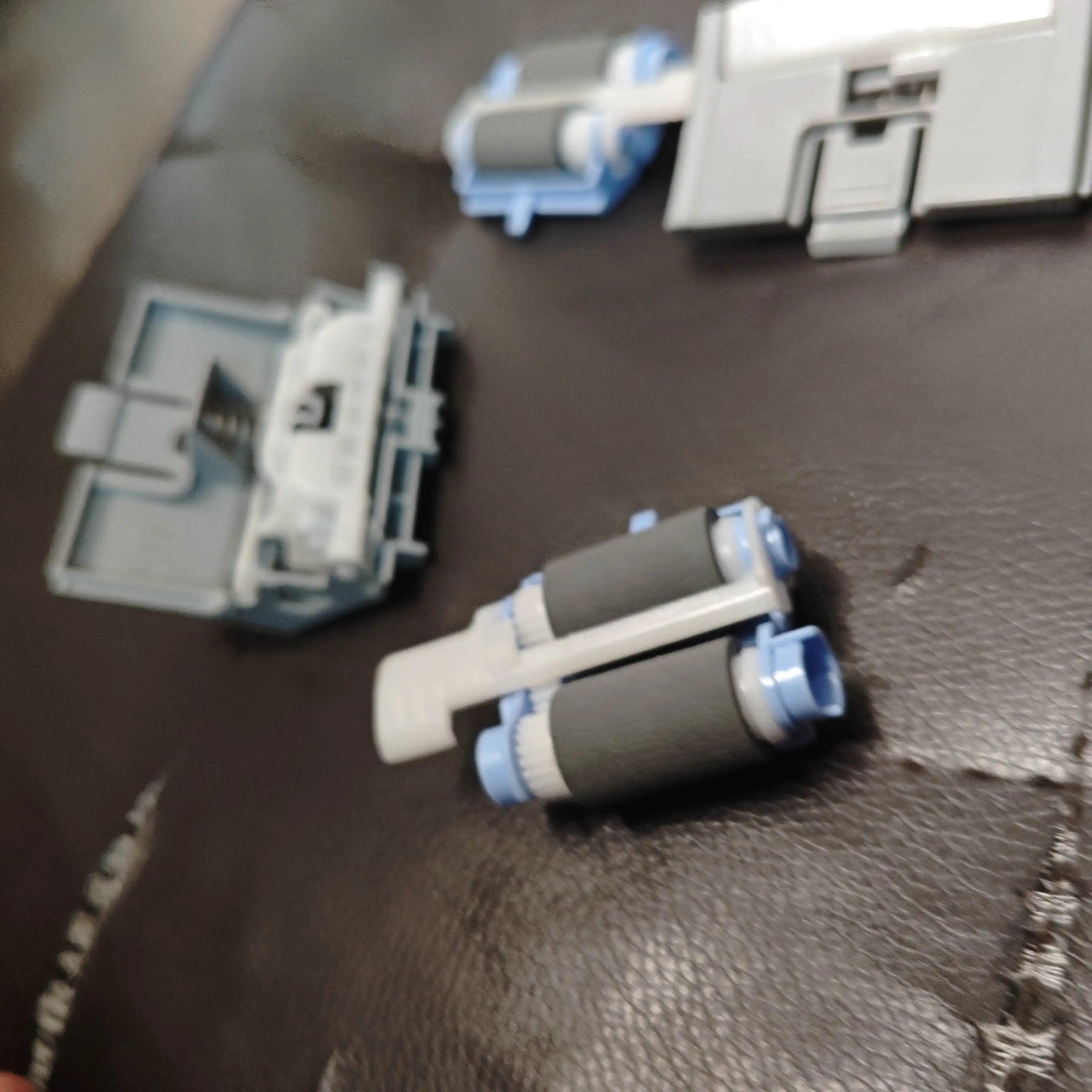 

10sets F2A68-67913 RM2-5752-000 Separation Pickup Roller for HP M501 M506 M507 M527 M528 for CANON D1620 D1650 LBP312