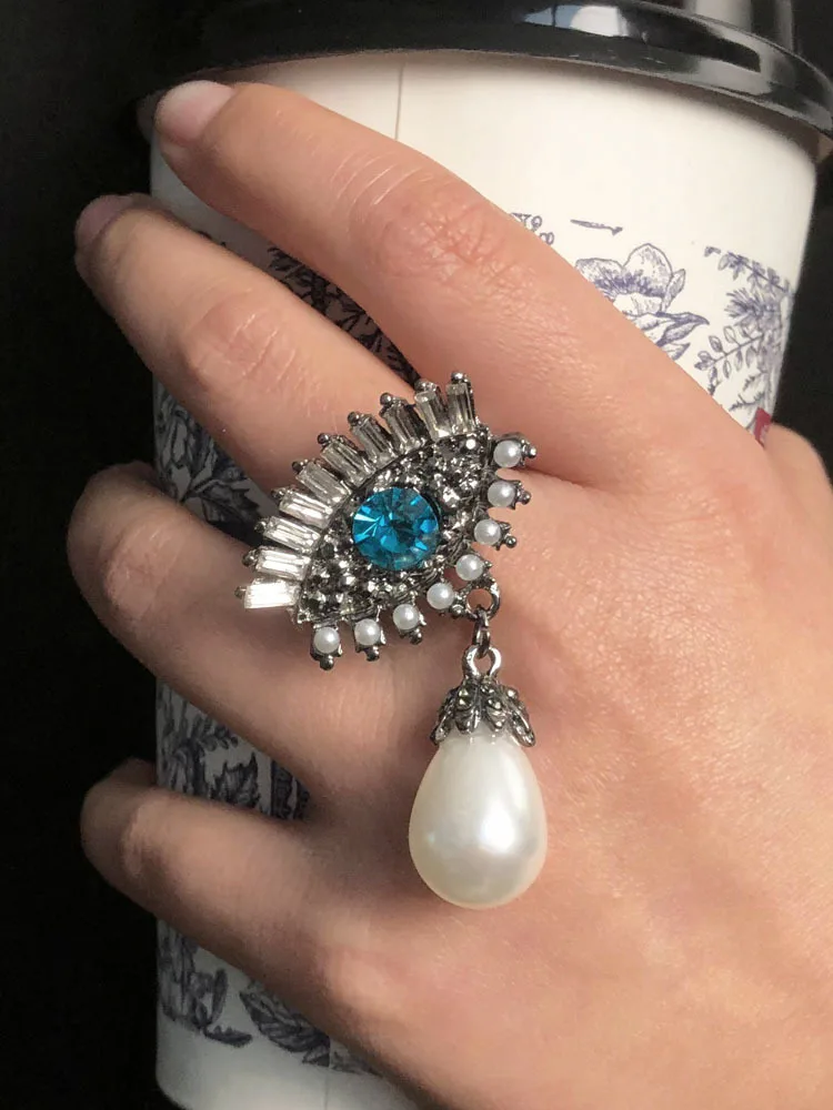 

Luxury Pearl Pendant Ring Devil's Eye Rhinestone Dangle Finger Ring Ele Faion Jewelry Accory for All G