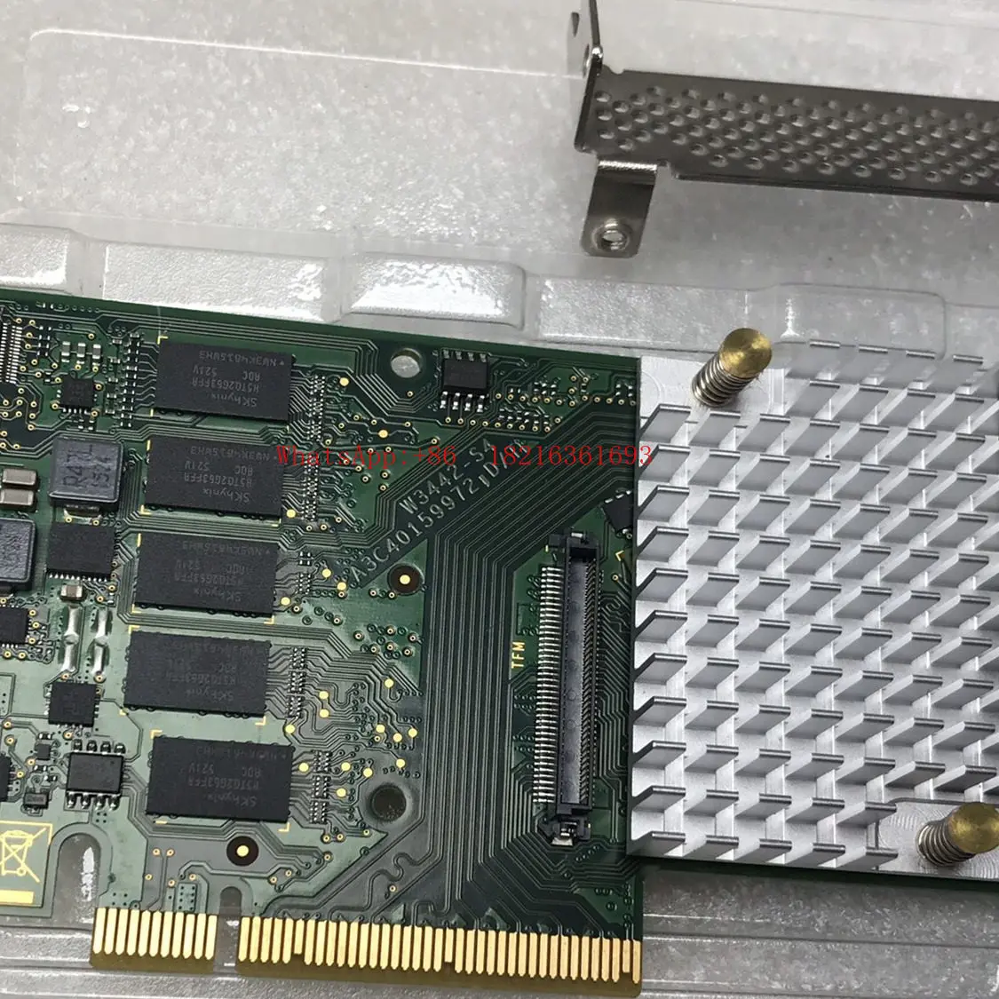 20.26NEW D3216-A13/B13 LSI 9361-8I Array Card Chip EP400i SAS3108