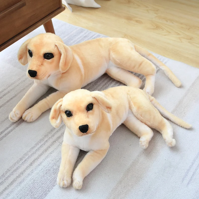 Simulation de chien labrador en peluche pour enfants, beurre en peluche, décor de chambre à coucher, animal de compagnie Retriever, comme un vrai cadeau de Noël