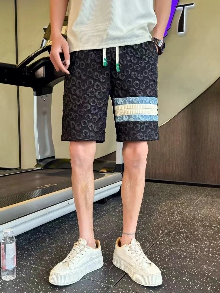 

Loose Fit Men's 5-Inch Shorts Summer Casual Lightweight Stripe Jacquard Design High Quality Outdoor Use