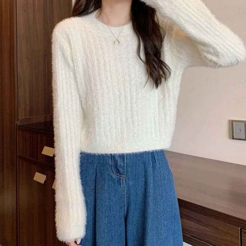 

Autumn Winter Top Fashionable Short Knitted Sweater Women's Long Sleeve Mink Soft Cozy Overhead Knit Base Shirt Warm