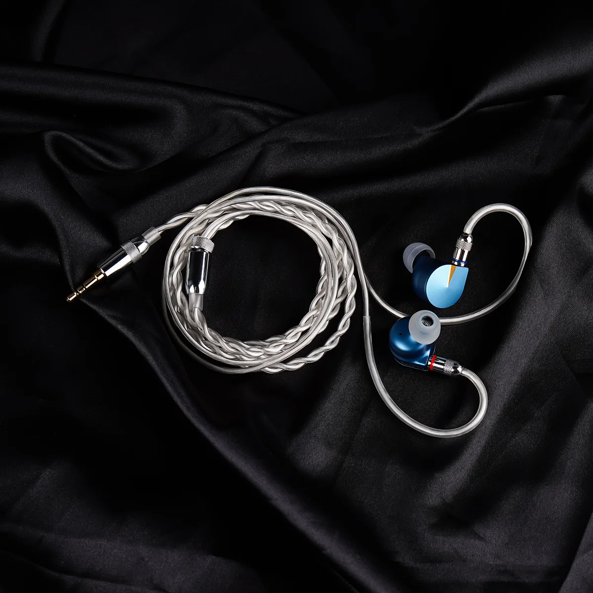 NICEHCK F1 Pro 14,2 mm vlakke membraandriver HiFi muziek CNC metalen oortelefoon 2-pins in-ear monitor IEM-hoofdtelefoon 4,4 mm gebalanceerd