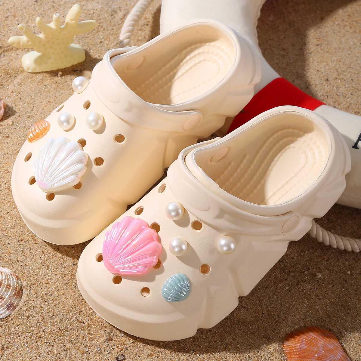 Trendy Cute Shells And Pearls Design Garden Clog Shoes For Girls, Breathable Non-slip Slip-On Sandals, Beach Slide