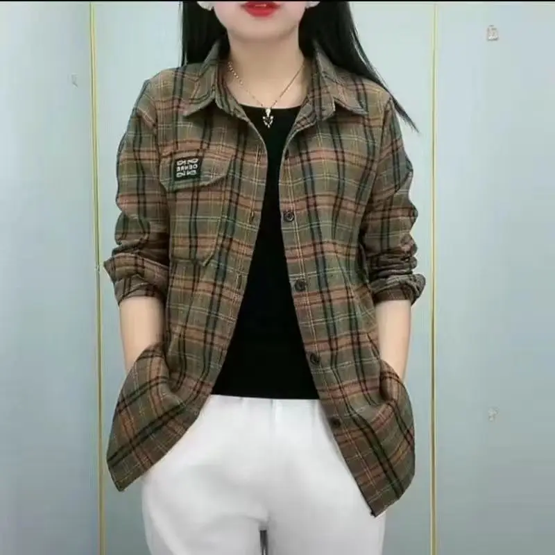 Camisa holgada de manga larga para mujer, camisa informal versátil con cuello tipo Polo, a cuadros y botones, a la moda, para primavera y otoño,