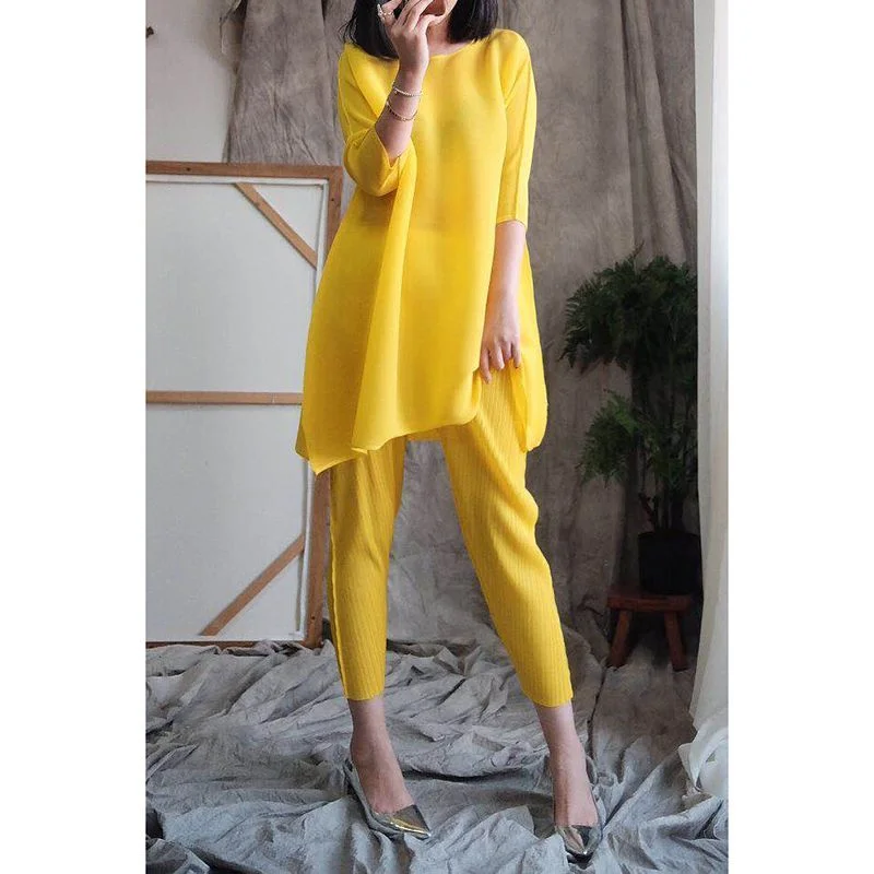 

Slimming Pleated Two-Piece Set for Women Pear Shape Body Micro plus Size Meat Concealing Summer Fashion Casual Style Ensemble