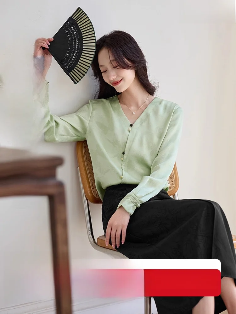 nouveau-chinois-sle-deux-pieces-ensemble-femmes-automne-nouvelle-sensation-de-soie-haut-en-mousseline-de-soie-et-design-sens-taille-droite-tube-jupe-longue