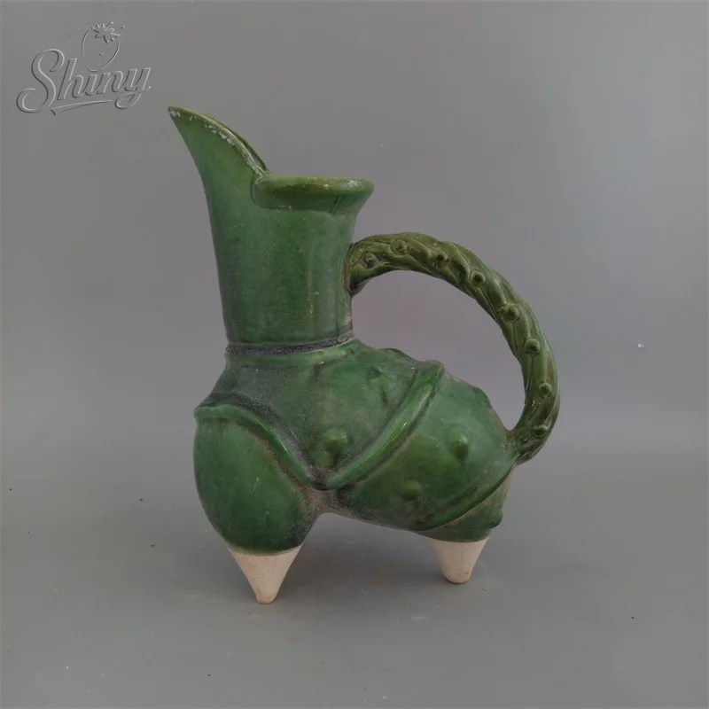 

Tang Dynasty Jadeite Green Glazed Animal-Footed Nail-Decorated Wine Cup Antique-Style Ceramic Antique Collectible Display Piece
