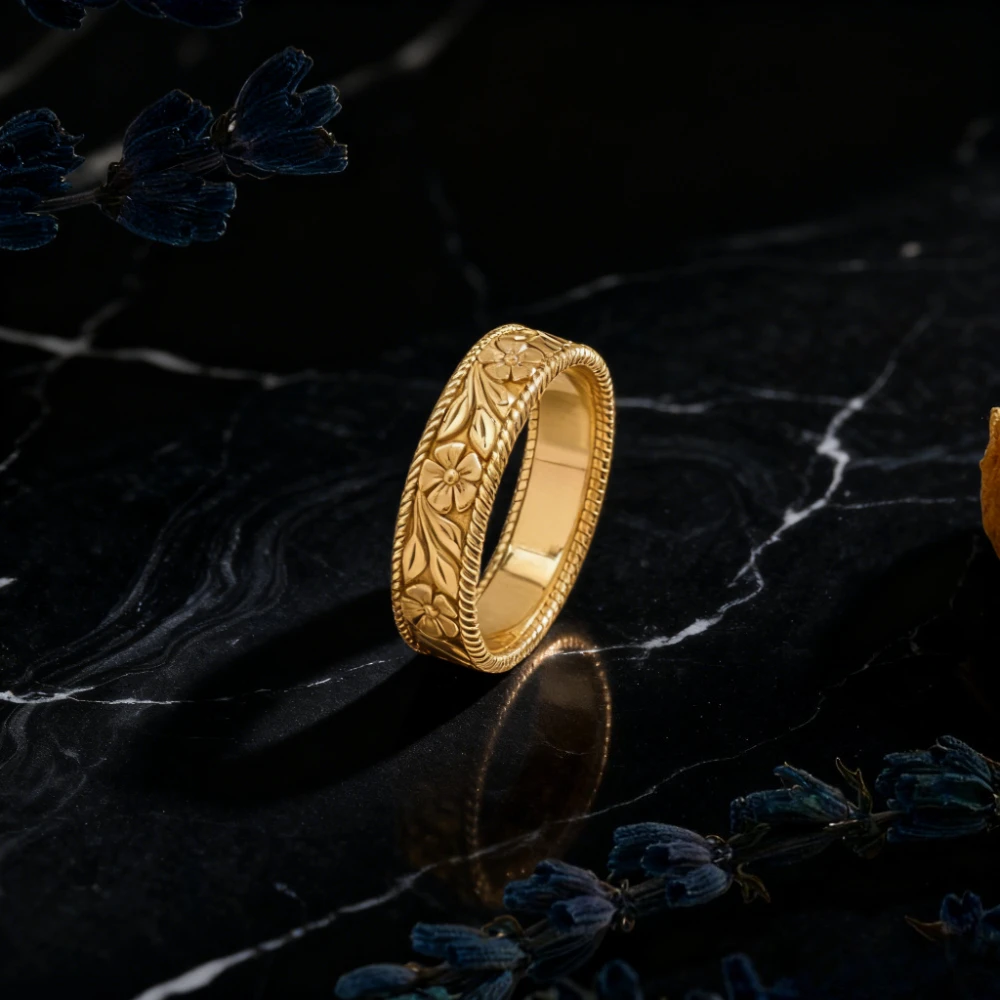 A carved pattern design ring, fashionable and personalized, suitable for engagement, marriage and daily life - no box